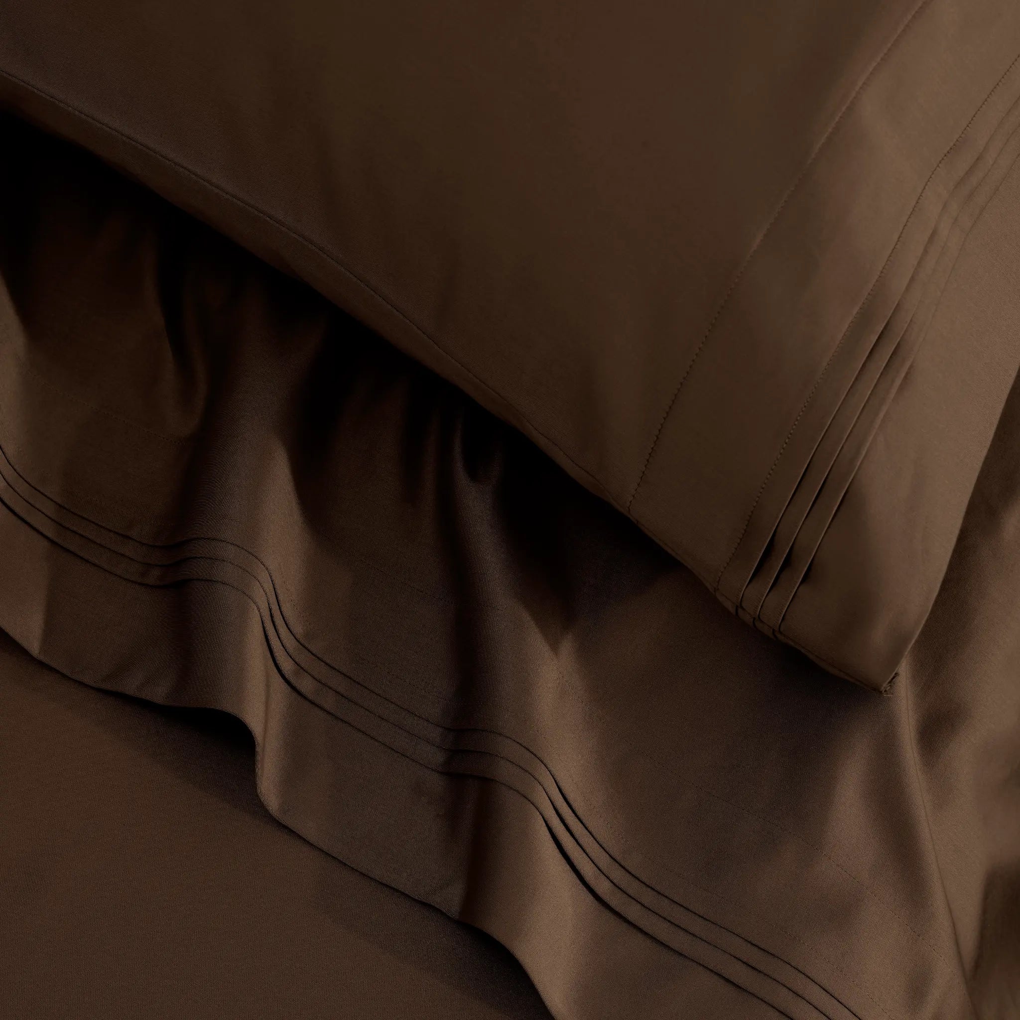 650 Thread Count Egyptian Cotton Solid Pillowcase Set - Blue Nile Mills