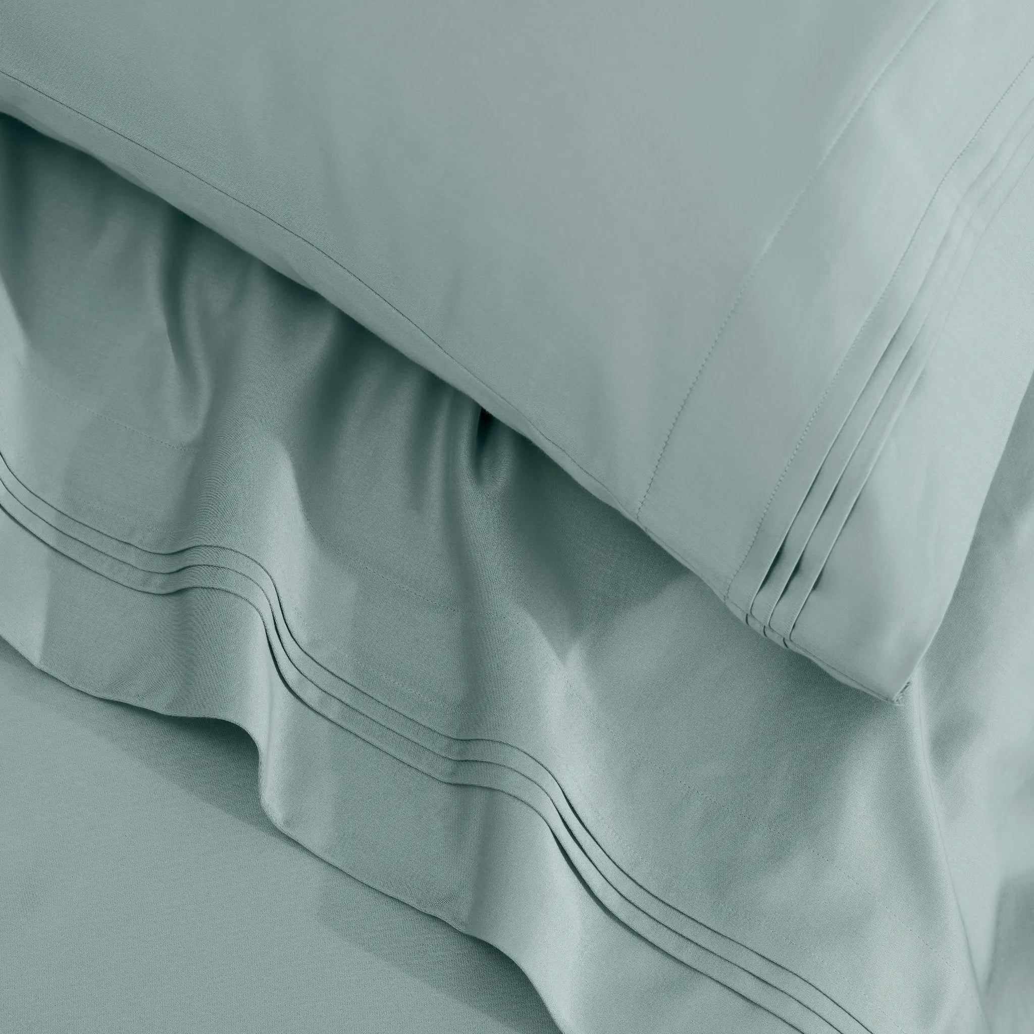 650 Thread Count Egyptian Cotton Solid Pillowcase Set - Blue Nile Mills