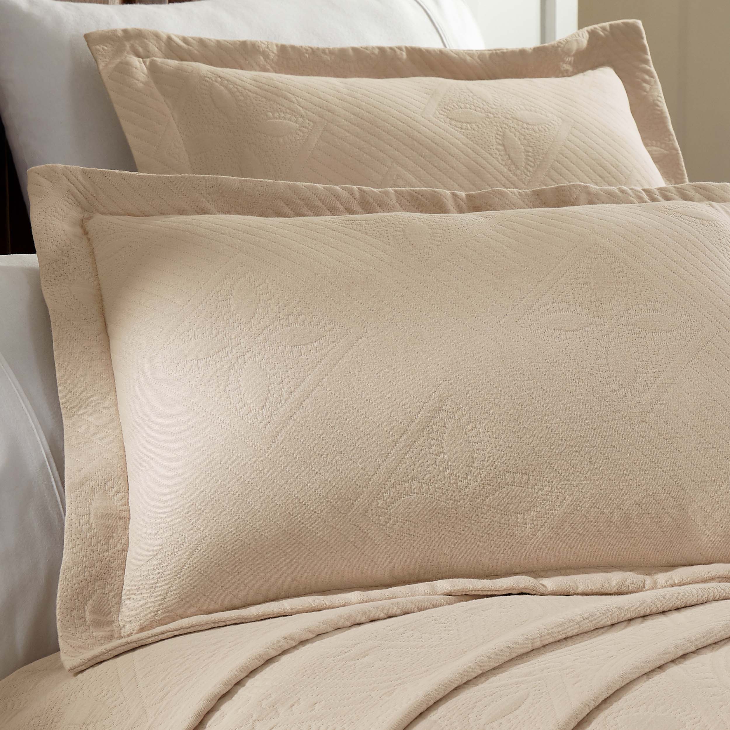 Celtic Circle Jacquard Matelasse Cotton Bedspread Set - Blue Nile Mills