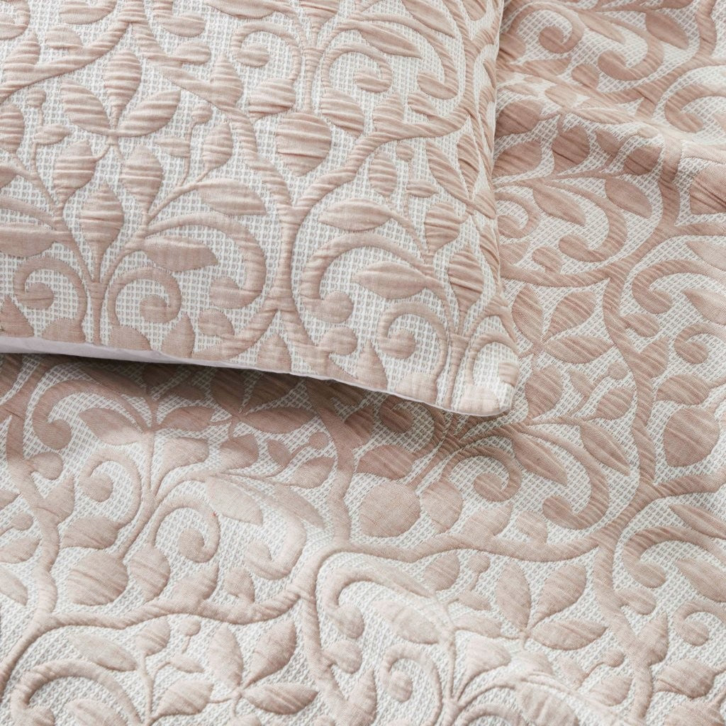 Vineyard Cotton Blend Medium Weight Matelasse Woven Coverlet - Blue Nile Mills