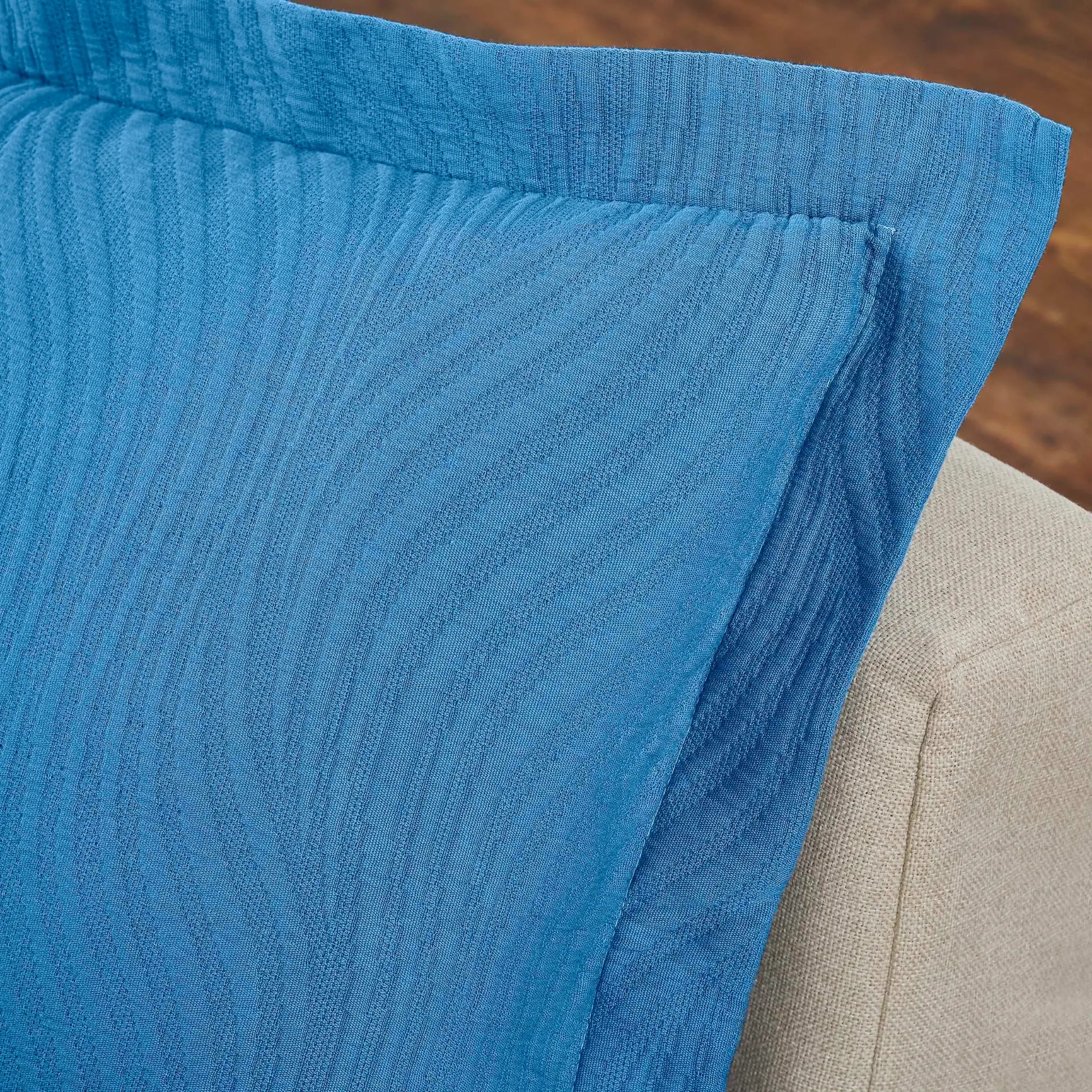 Cascade Cotton Jacquard Matelassé 3-Piece Bedspread Set - Blue Nile Mills