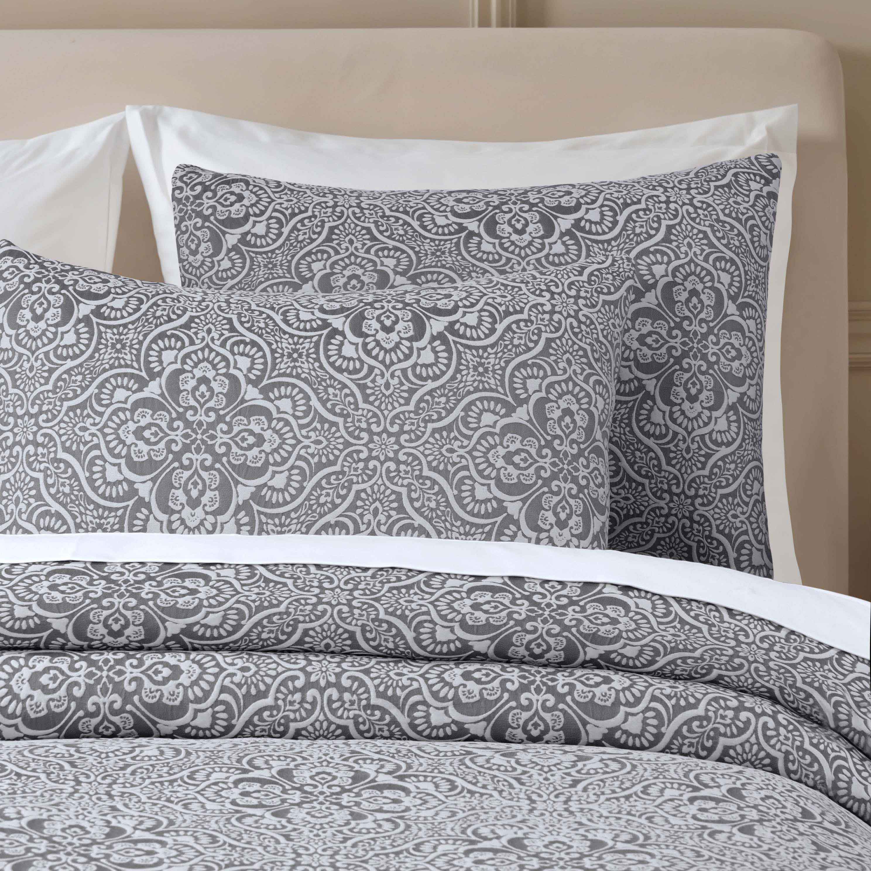 Enzy Medium Weight Floral Matelasse Bedspread and Sham Set - Blue Nile Mills