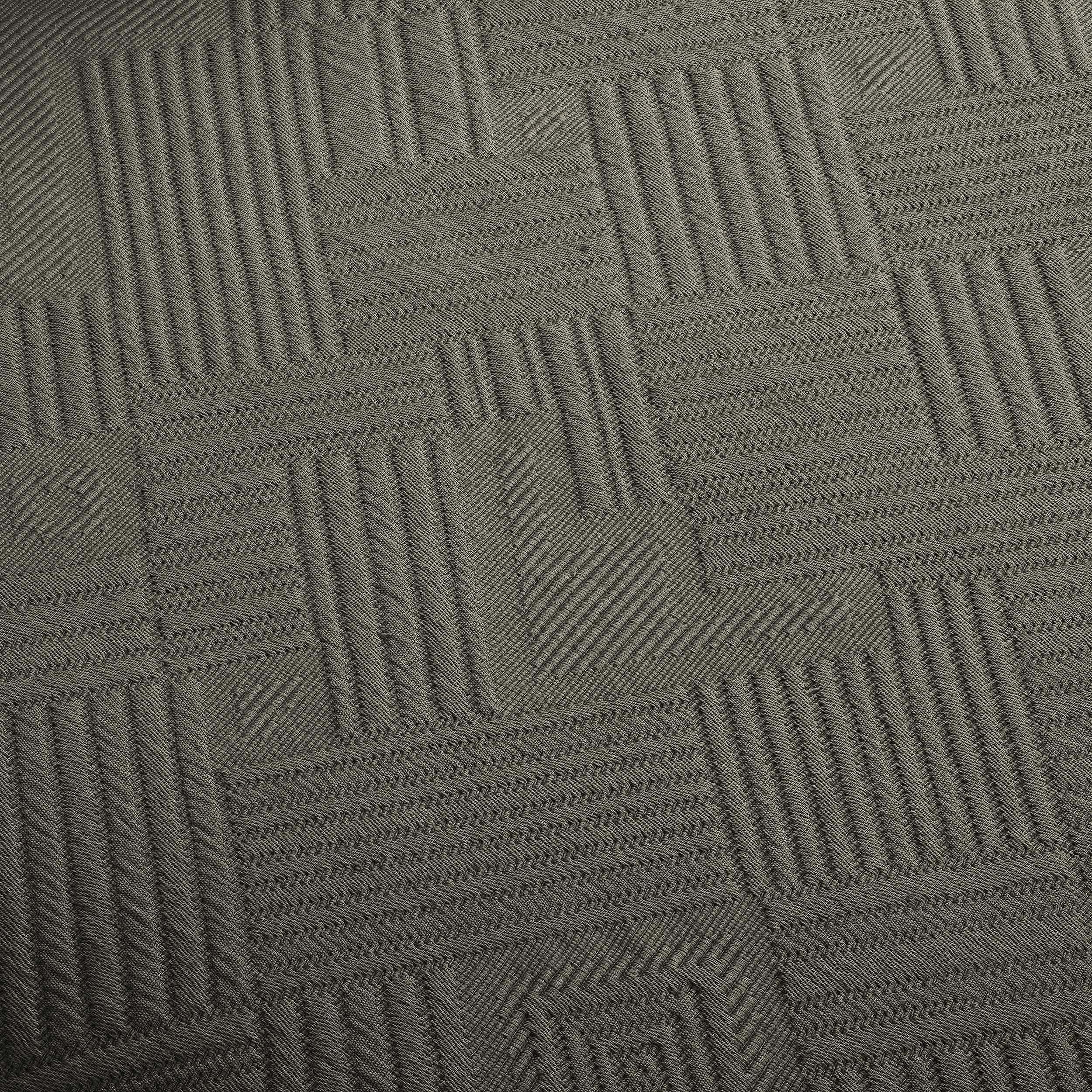 Geometric Fret Cotton Jacquard Matelasse Scalloped Bedspread Set - Blue Nile Mills