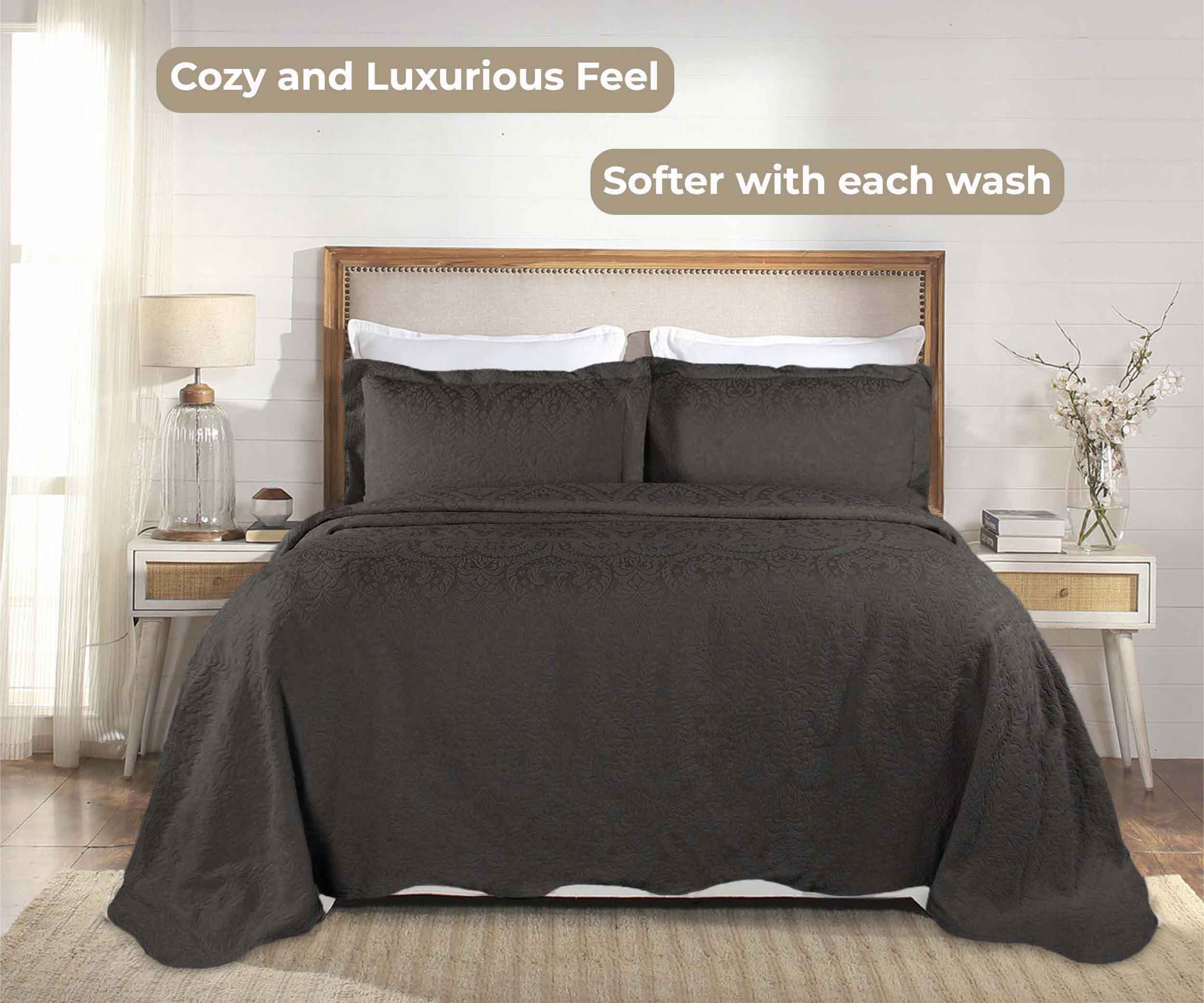 Aspen Cotton Blend Jacquard Woven Floral Scalloped Edges Bedspread Set - Blue Nile Mills