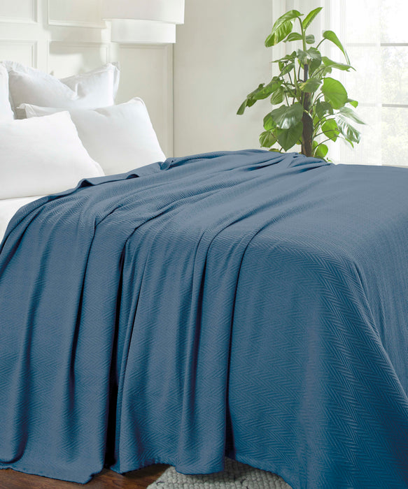All-Season Chevron Cotton Bed Blanket & Sofa Throw - Denim Blue