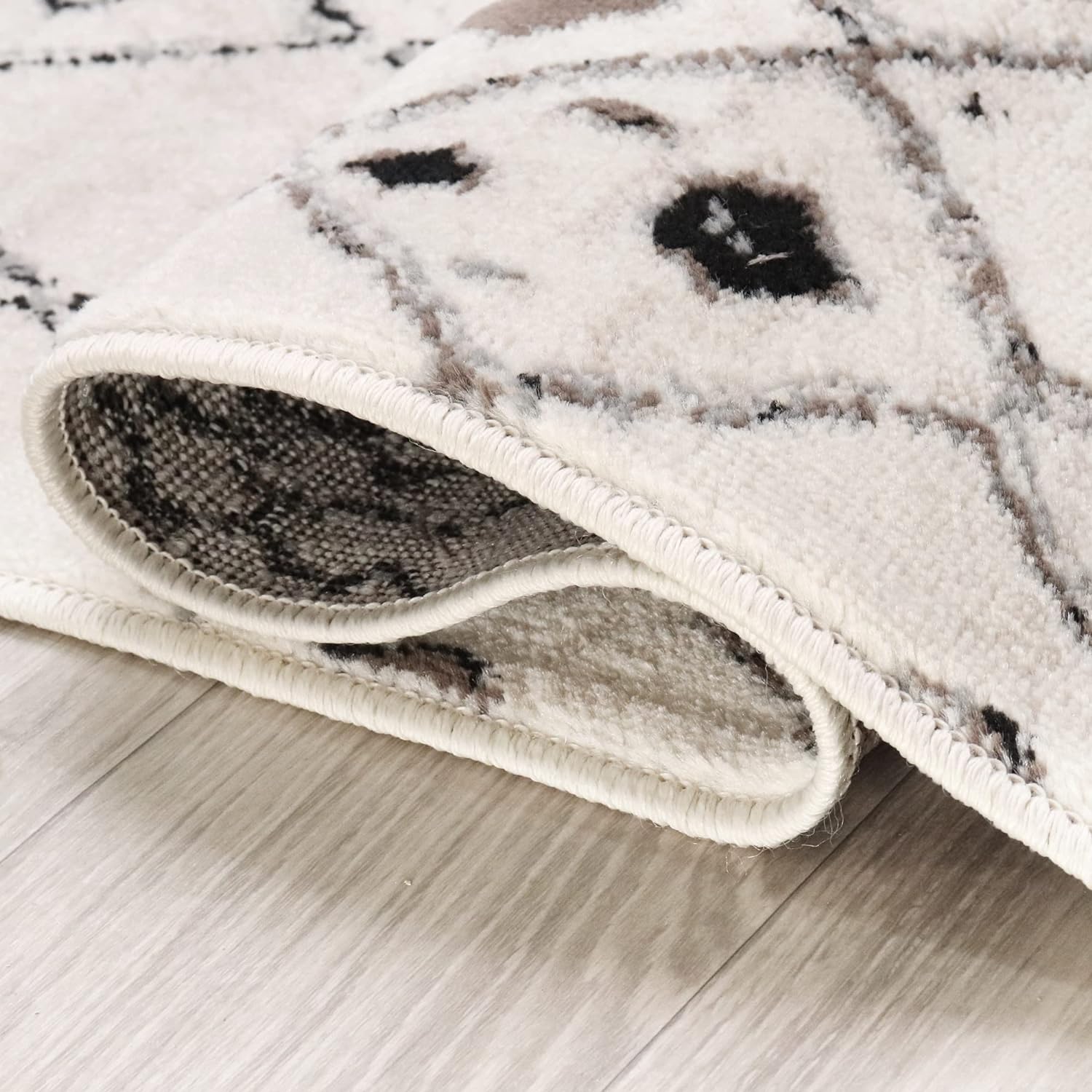 Flintstone Diamond Trellis Bohemian Indoor Area Rug or Runner Rug - Blue Nile Mills