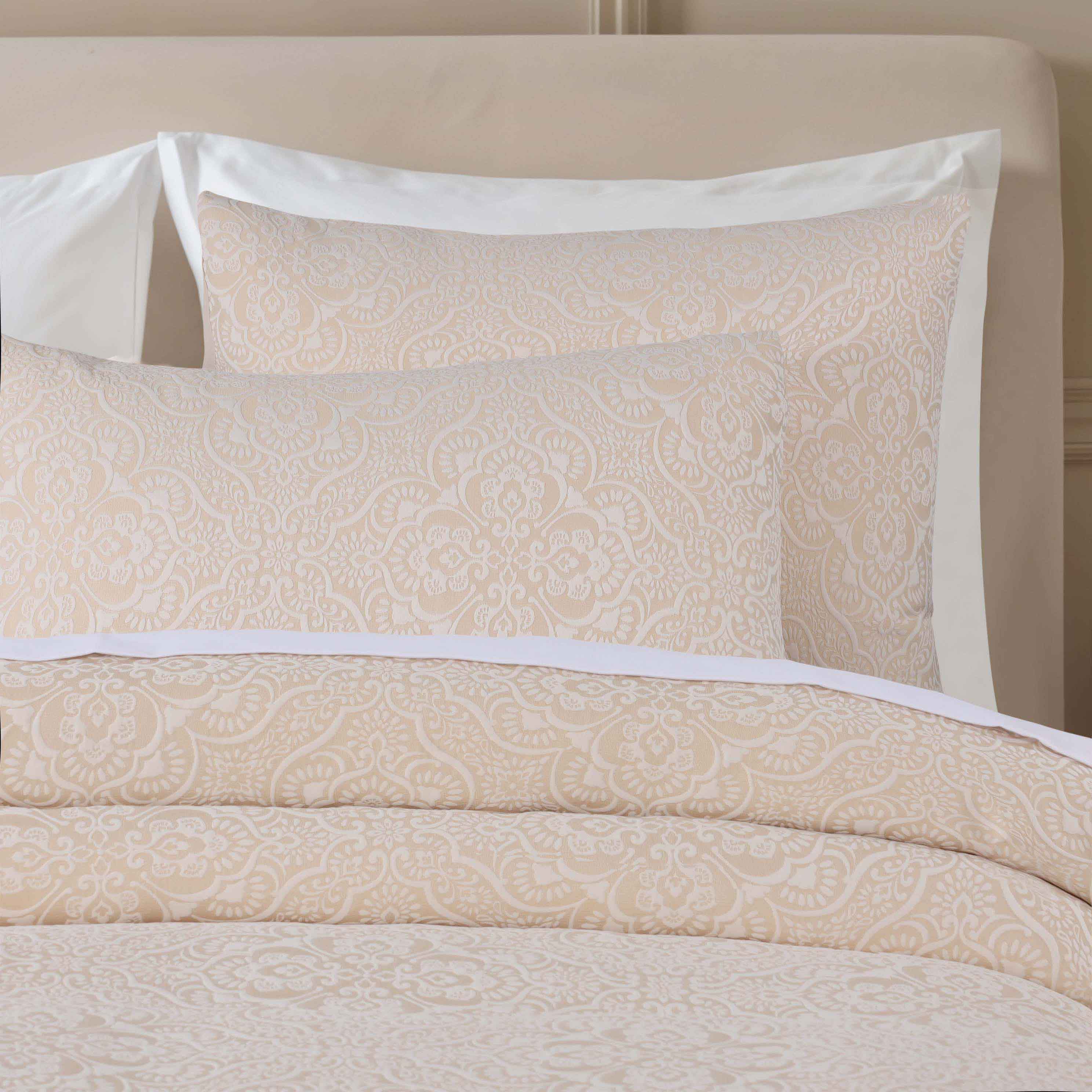 Enzy Medium Weight Floral Matelasse Bedspread and Sham Set - Blue Nile Mills