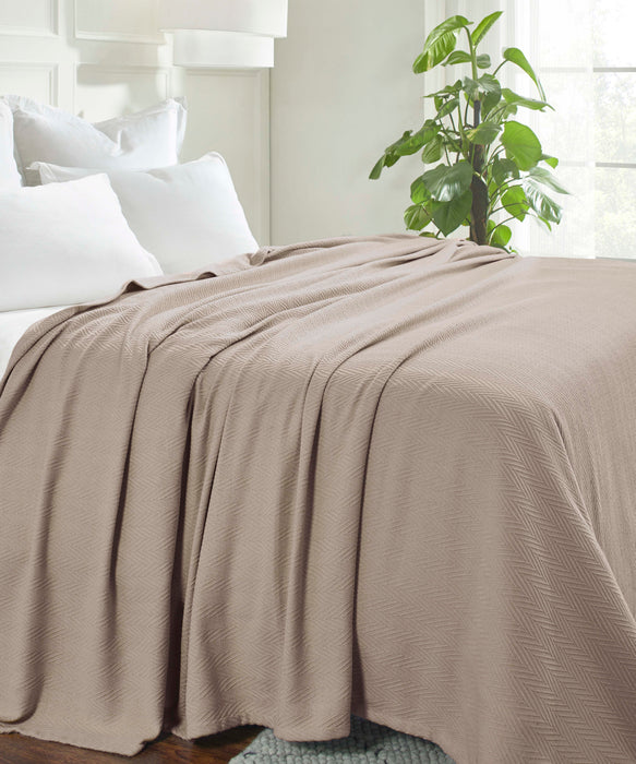 All-Season Chevron Cotton Bed Blanket & Sofa Throw - Khaki