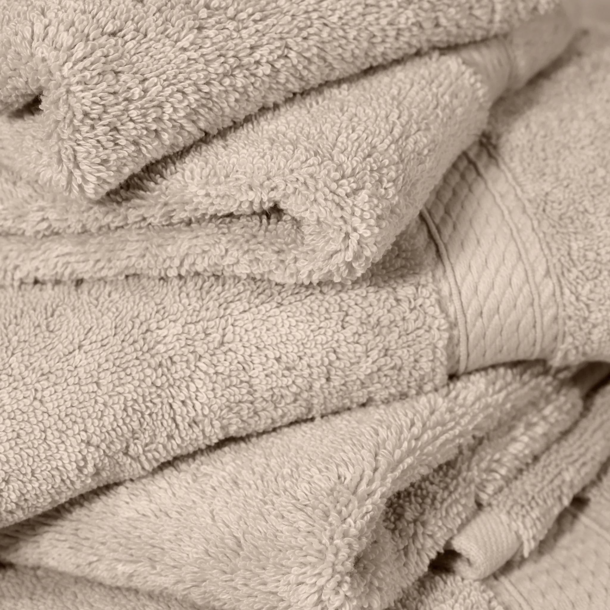 Egyptian Cotton Pile Plush Heavyweight Soft 4 Piece Bath Towel Set