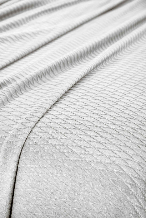 Cotton All Season Diamond Bed Blanket & Sofa Throw - Platinum