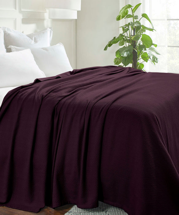 All-Season Chevron Cotton Bed Blanket & Sofa Throw - Plum