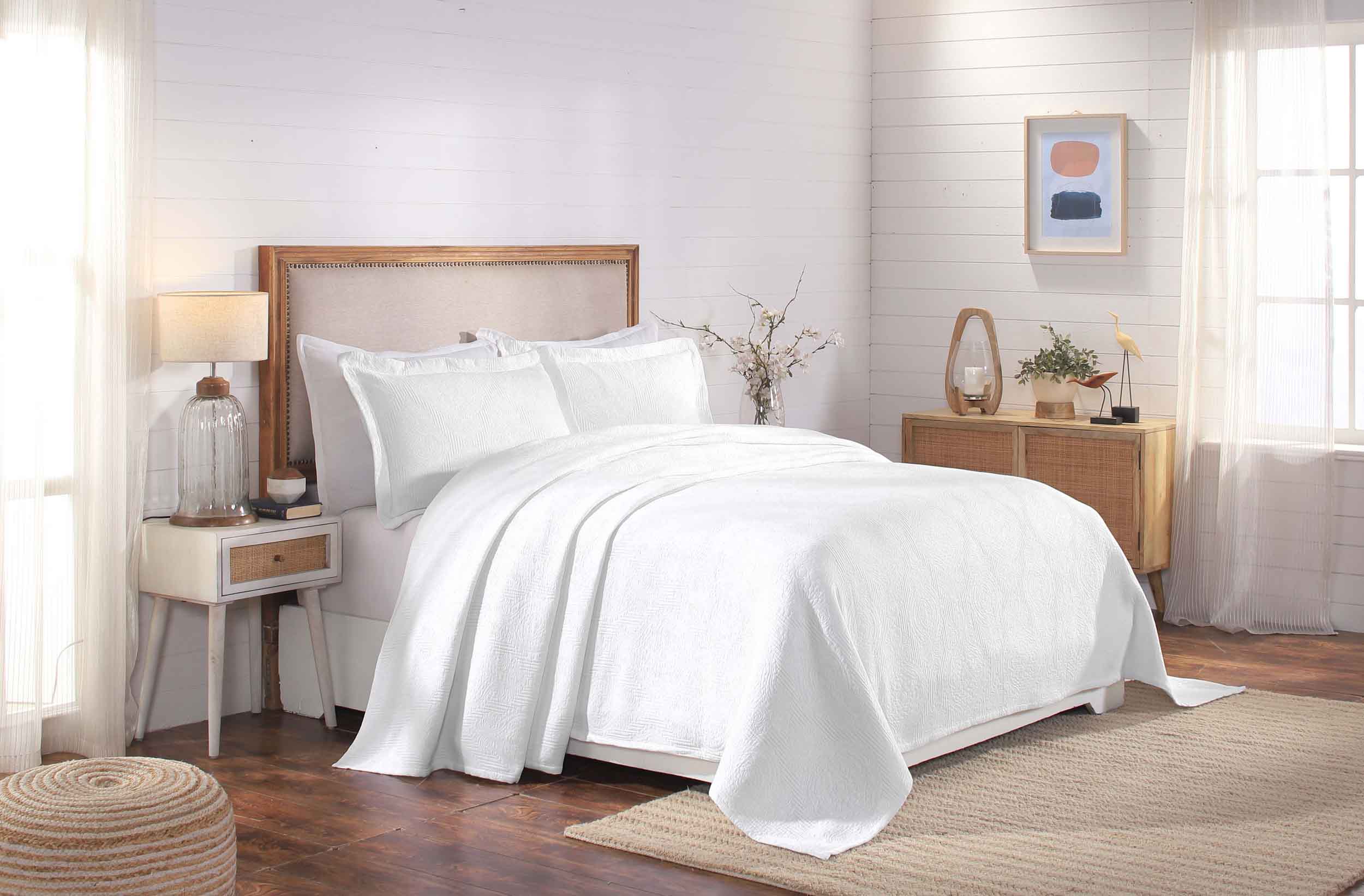 Victory Cotton Matelasse Scrolling Medallion Airy Bedspread Set - Blue Nile Mills