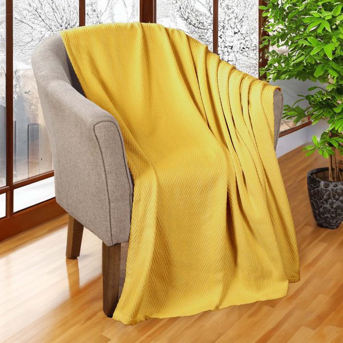 All-Season Chevron Cotton Bed Blanket & Sofa Throw - Yellow