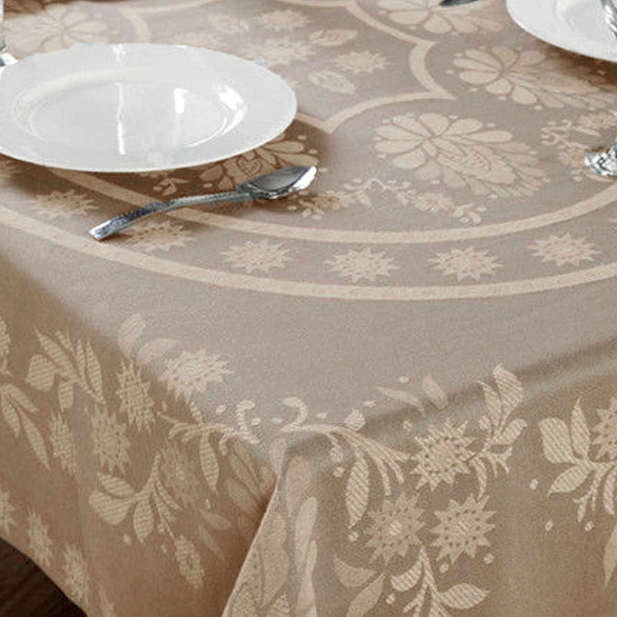 Abigail Cotton Floral Table Cover Round or Oblong - Blue Nile Mills