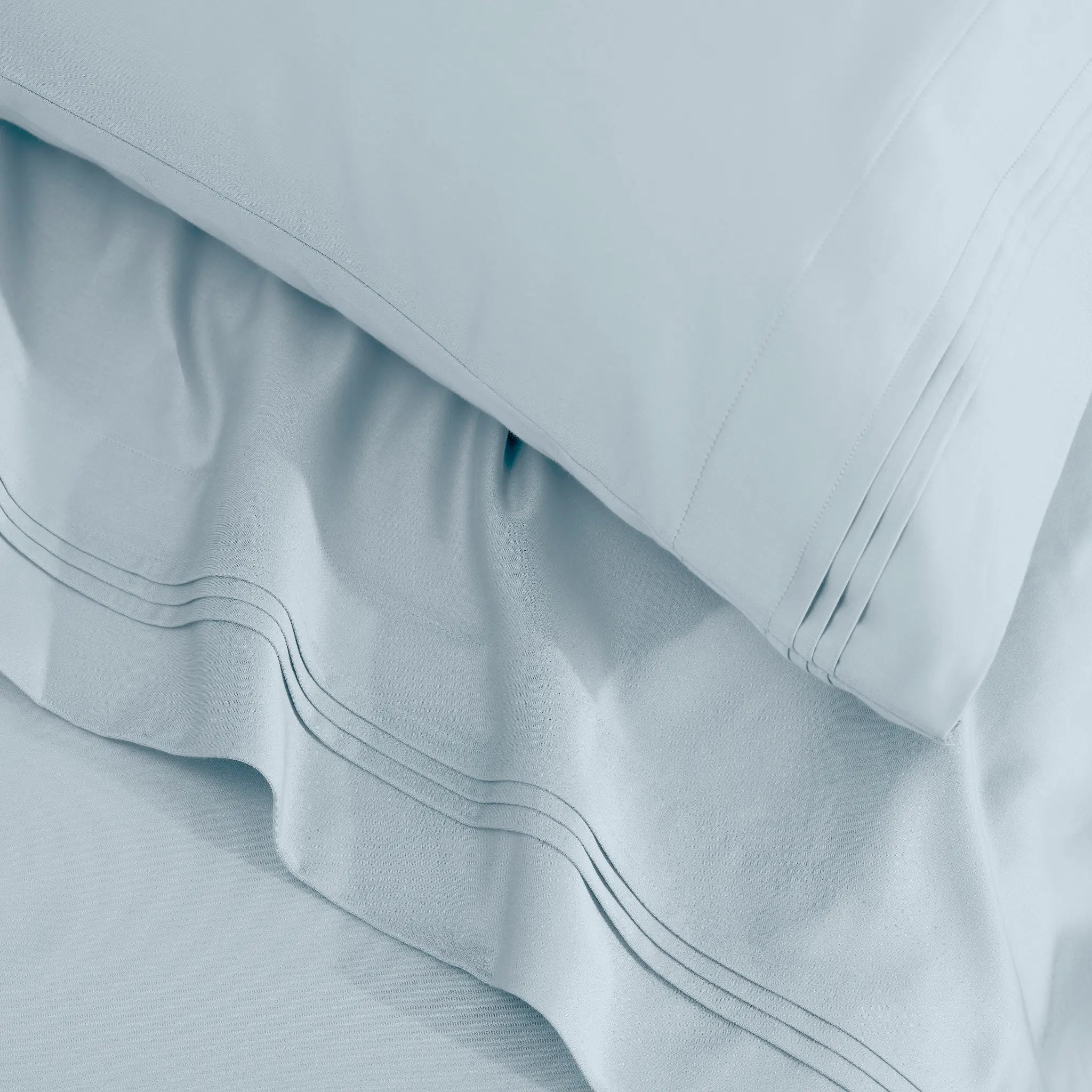 650 Thread Count Egyptian Cotton Solid Pillowcase Set - Blue Nile Mills