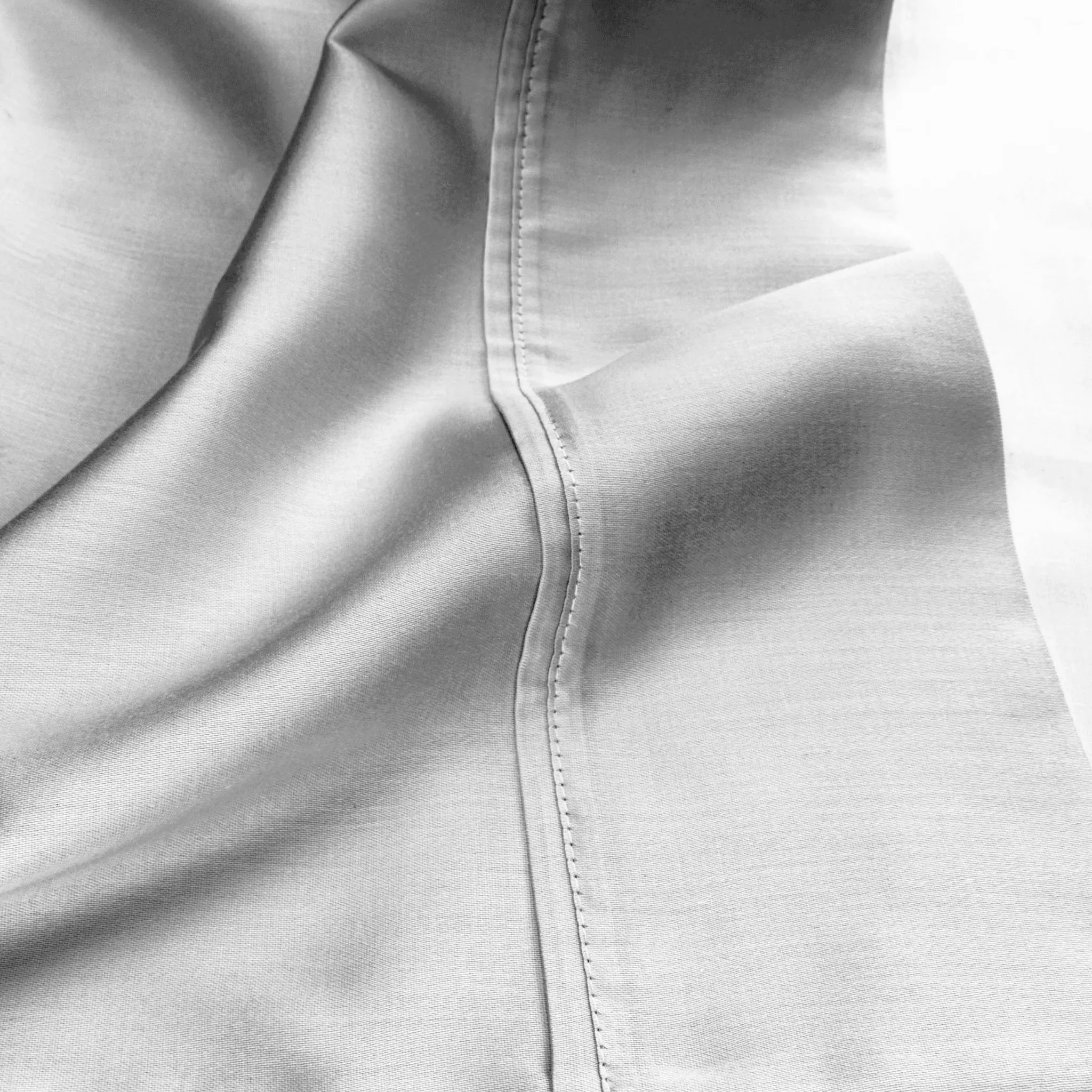 700 Thread Count Egyptian Cotton Solid Pillowcase Set - Blue Nile Mills