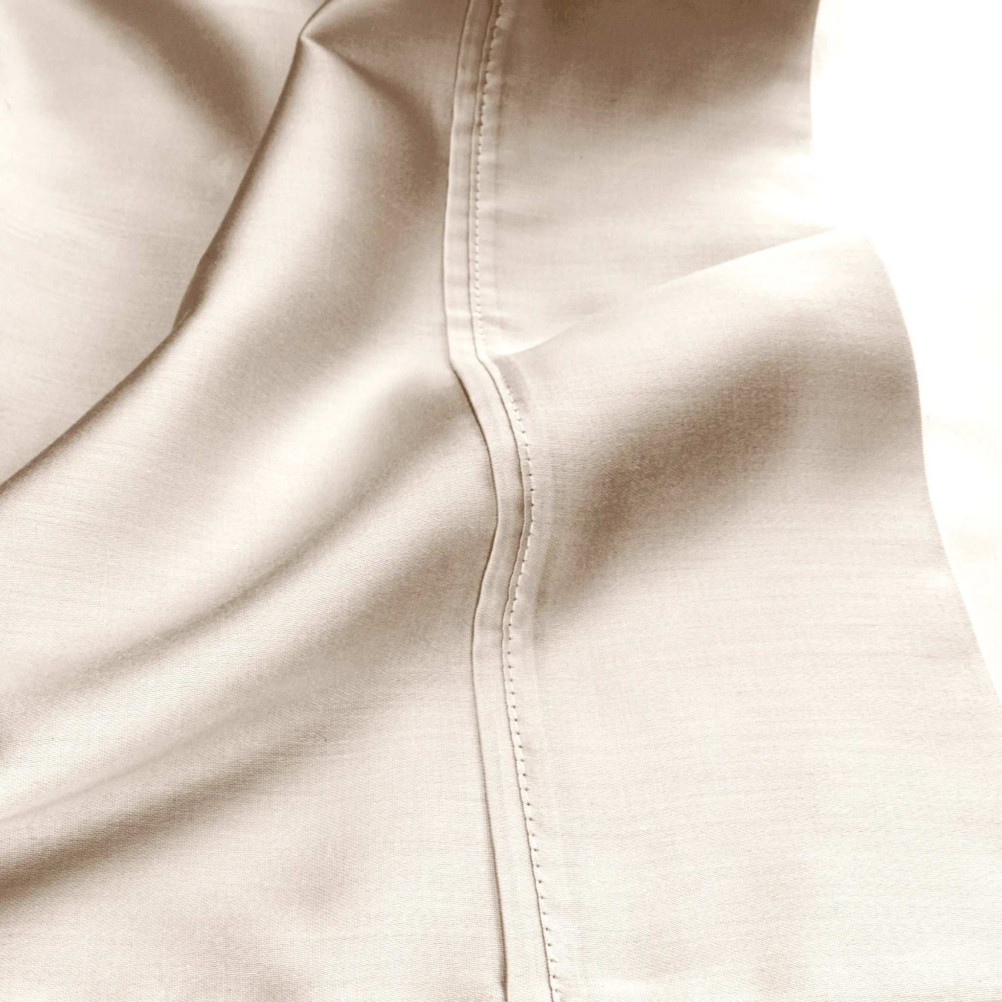 700 Thread Count Egyptian Cotton Solid Pillowcase Set - Blue Nile Mills