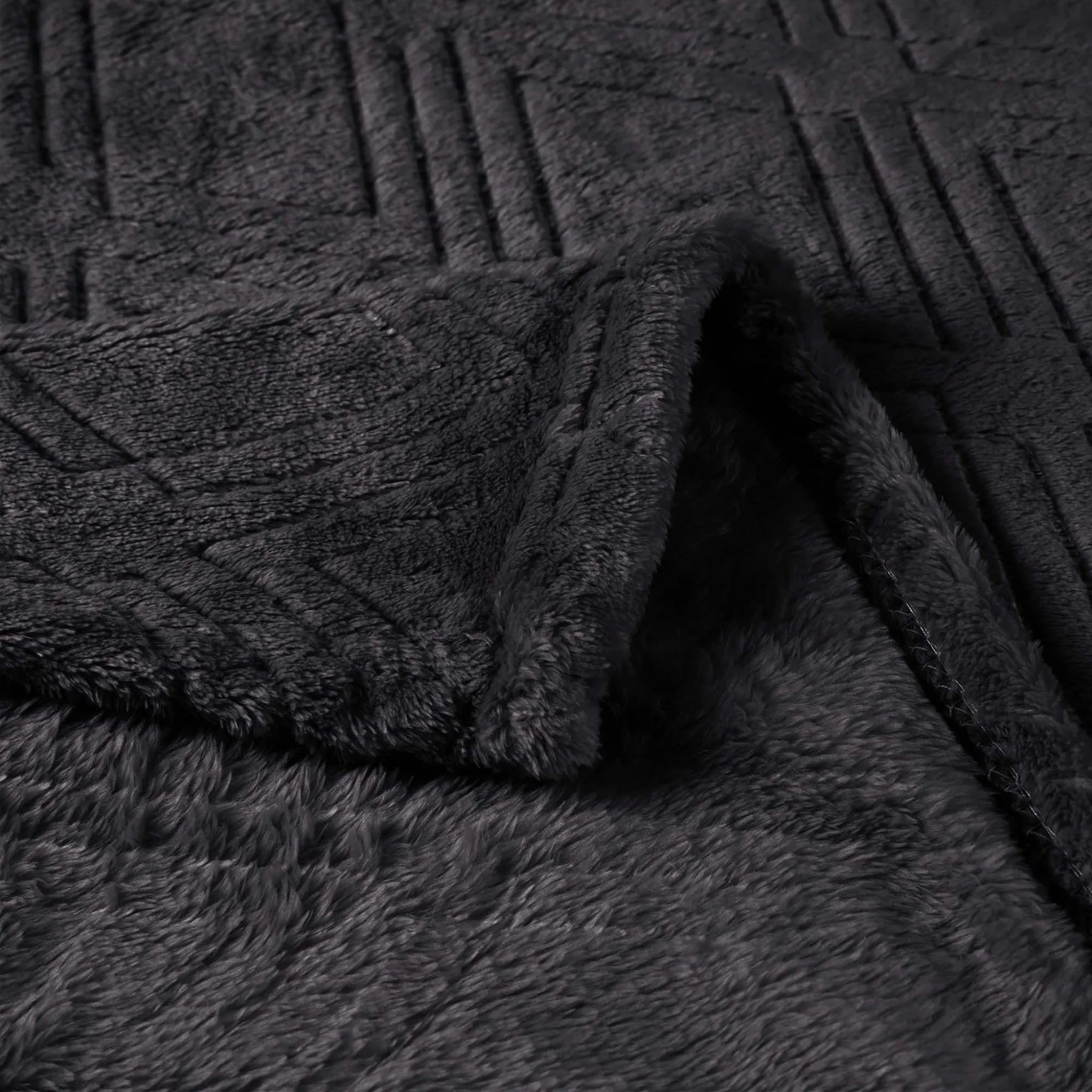 Alaska Diamond Plush Fleece Ultra-Soft Blanket
