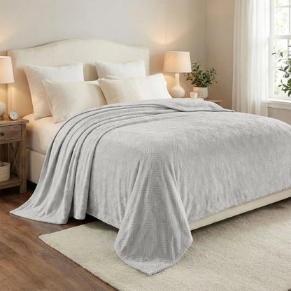Alaska Diamond Plush Fleece Ultra-Soft Blanket