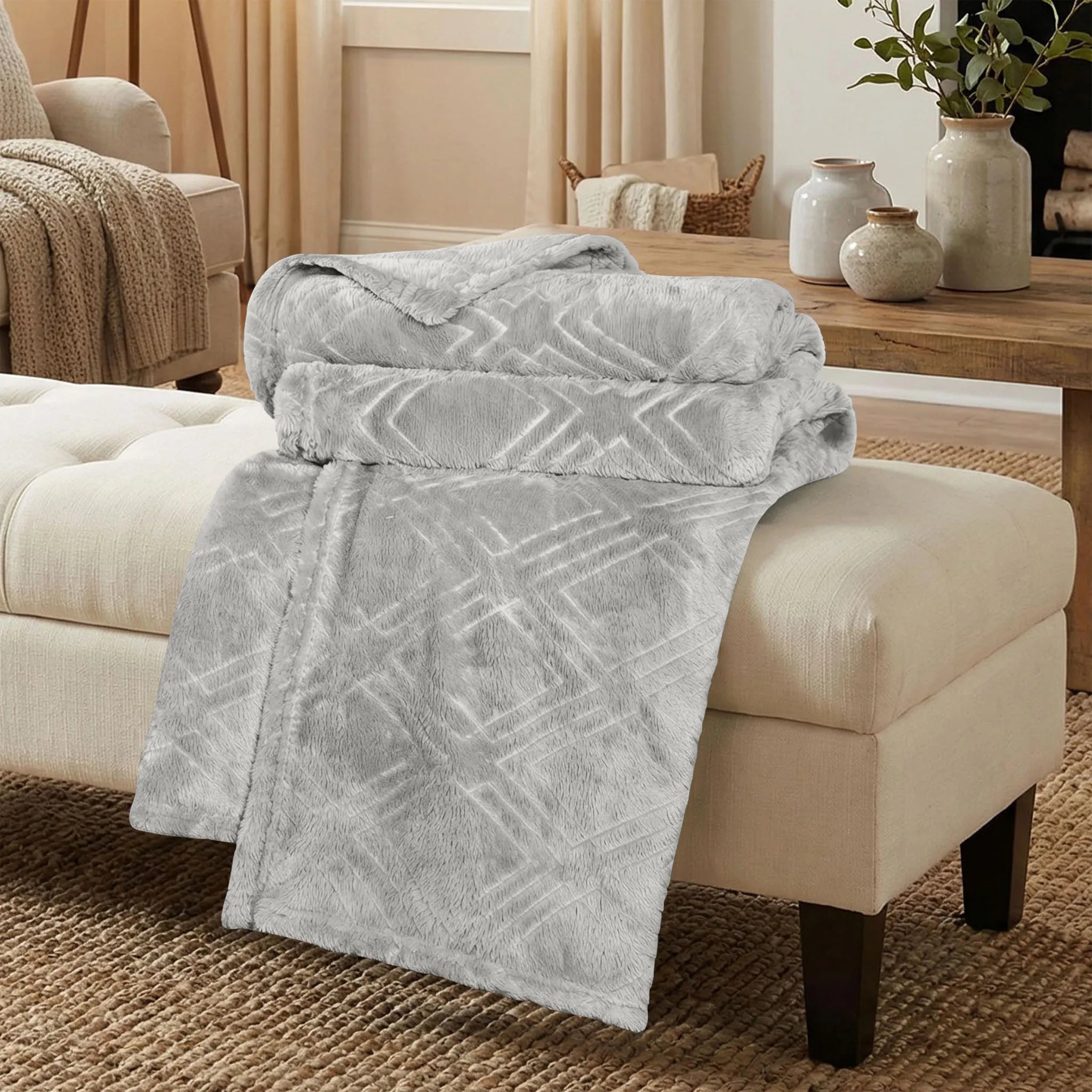 Alaska Diamond Plush Fleece Ultra-Soft Blanket