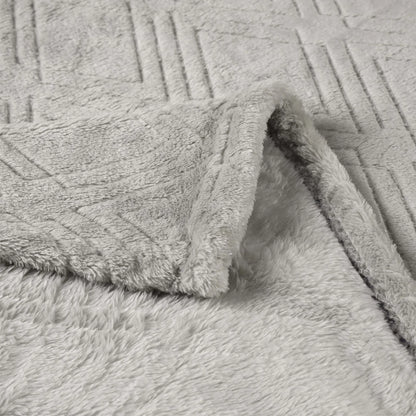 Alaska Diamond Plush Fleece Ultra-Soft Blanket
