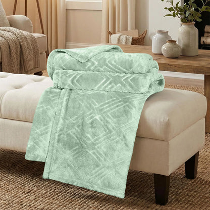 Alaska Diamond Plush Fleece Ultra-Soft Blanket