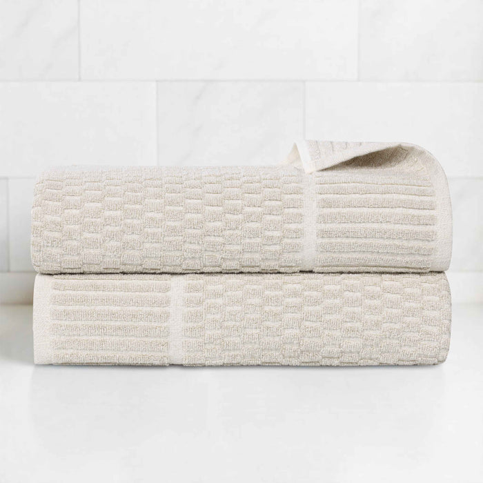 Juno Cotton Blend Medium Weight Checkered Border Bath Towels, Set of 2