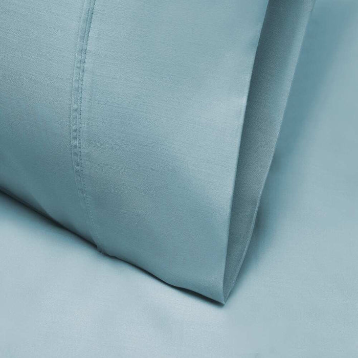 600 Thread Count Wrinkle Resistant Pillowcase Set - Blue