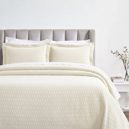 Calvert Cotton Medium Weight Geometric Matelasse Bedspread Set