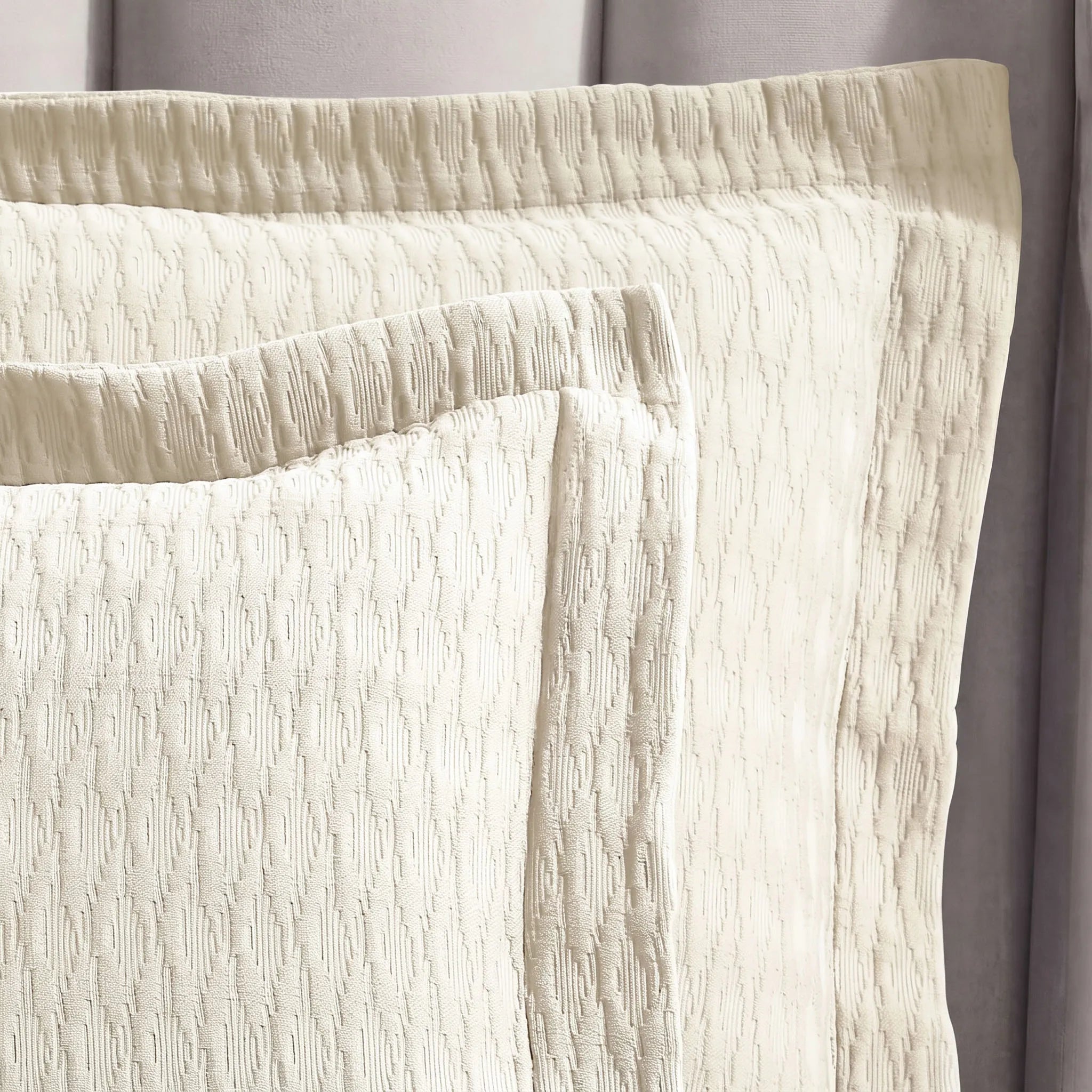 Calvert Cotton Medium Weight Geometric Matelasse Bedspread Set