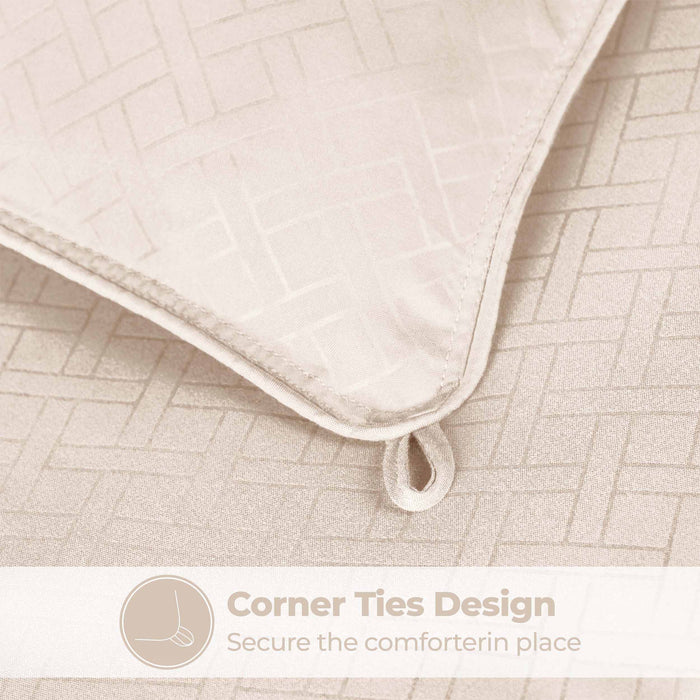 Basketweave Plush Monochrome Down Alternative Comforter - Cream