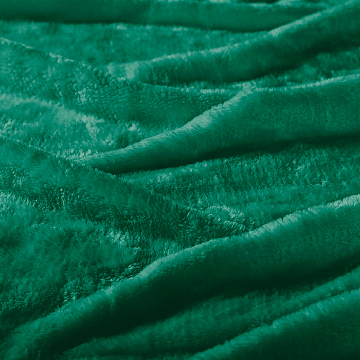 Classic Solid Fleece Plush Medium Weight Fluffy Soft Blanket - EverGreen