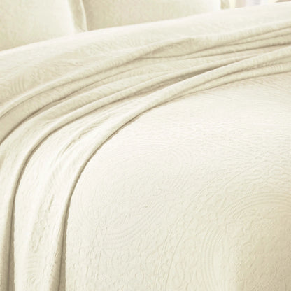 100% Cotton Jacquard Matelassé Fleur De Lis Bedspread Set - Blue Nile Mills