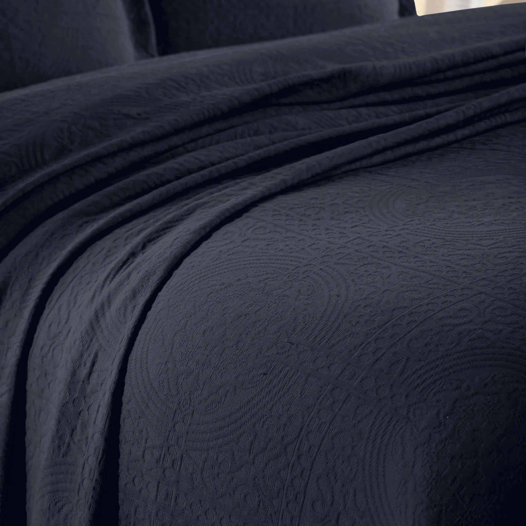 100% Cotton Jacquard Matelassé Fleur De Lis Bedspread Set - Blue Nile Mills