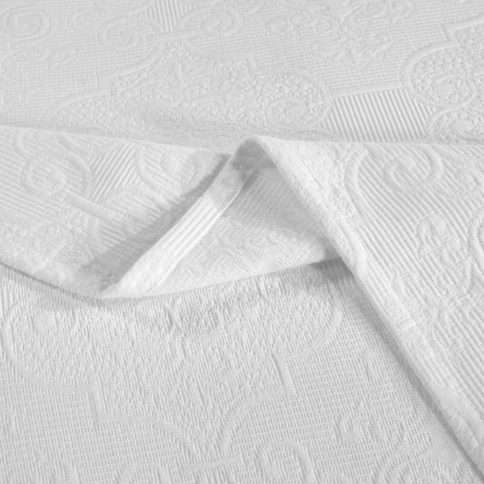 Florin Cotton Matelassé Weave Jacquard Scrolling Medallion Bedspread Set - White
