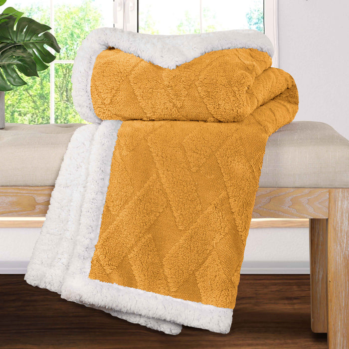 Nuuk Reversible Jacquard Lattice Plush Sherpa Fleece Blanket