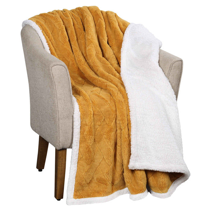 Nuuk Reversible Jacquard Lattice Plush Sherpa Fleece Blanket