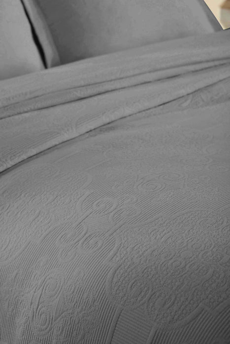 Florin Cotton Matelassé Weave Jacquard Scrolling Medallion Bedspread Set - Grey