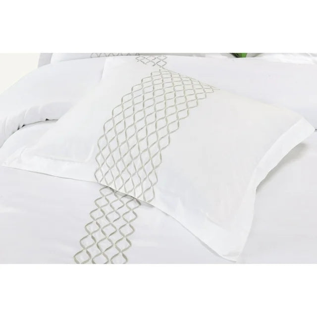 Hannah Geometric Embroidered Solid Duvet Cover Set - White