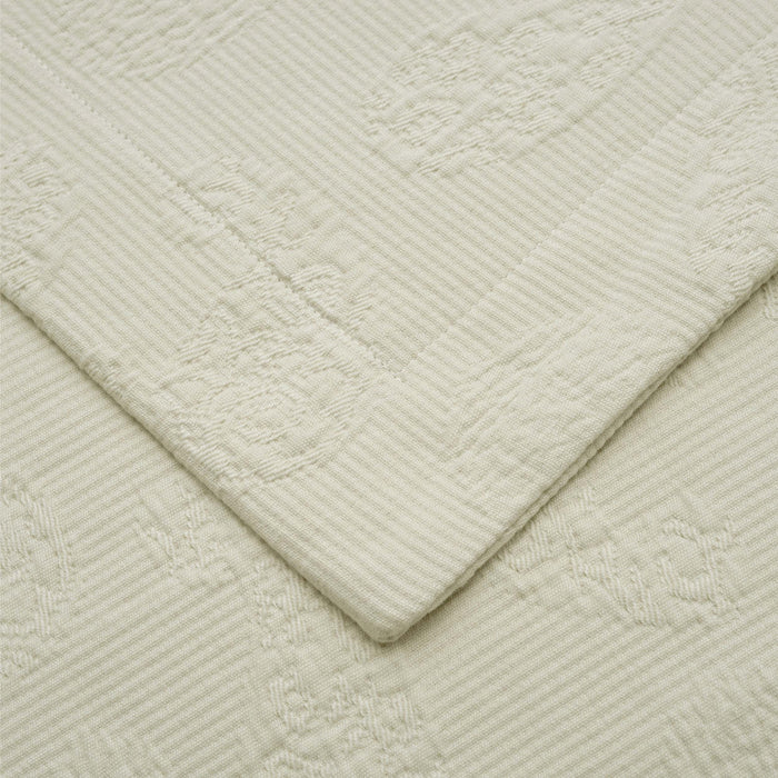 Jacquard Matelassé Paisley Floral Cotton Bedspread Set - Ivory