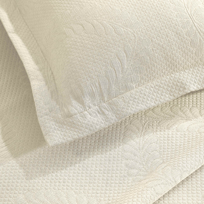 Peploi Cotton Medium Weight Matelasse Bedspread and Sham Set