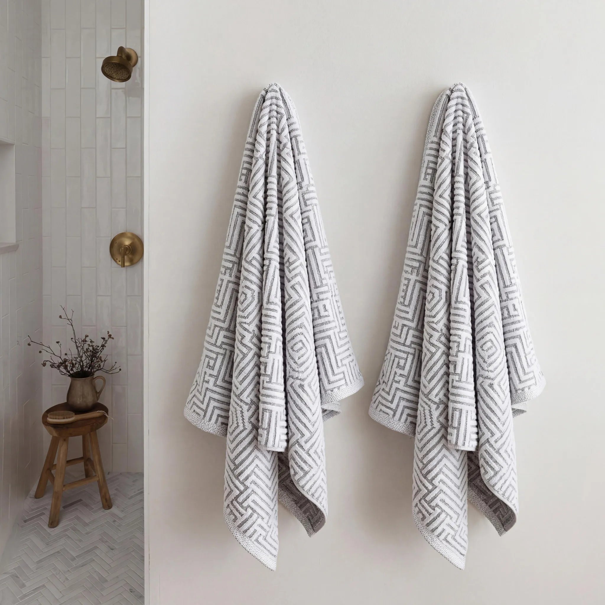 BNM Jasper Cotton Geometric Jacquard Plush Bath Towel Set 2-Piece