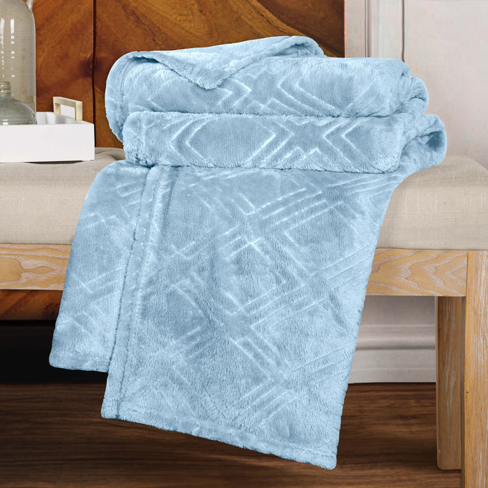 Alaska Diamond Plush Fleece Ultra-Soft Blanket