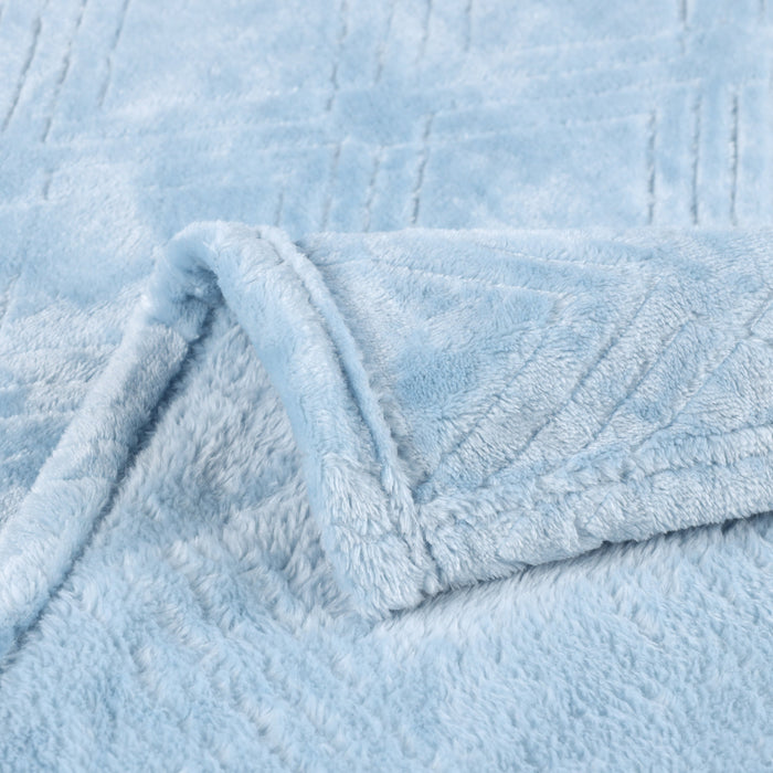 Alaska Diamond Plush Fleece Ultra-Soft Blanket