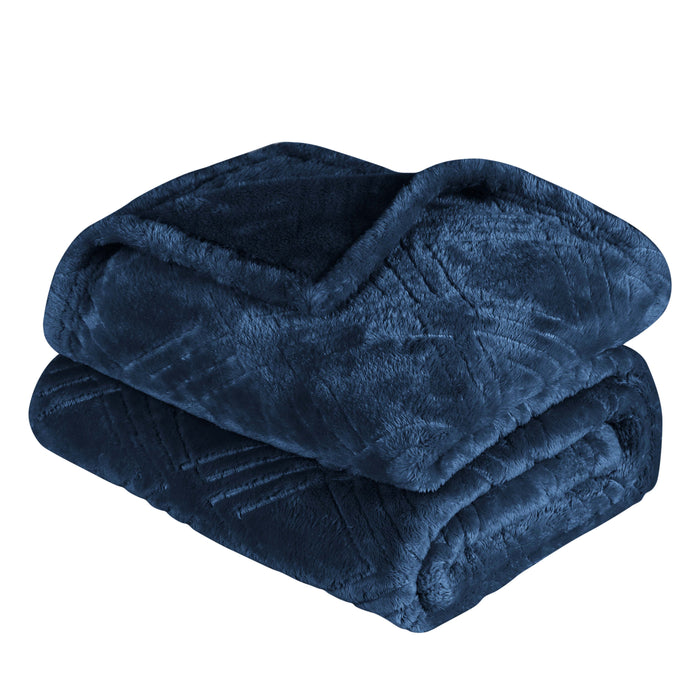 Alaska Diamond Plush Fleece Ultra-Soft Blanket