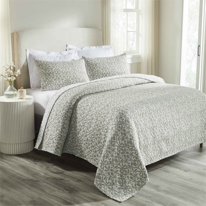 Vineyard Cotton Blend Medium Weight Matelasse Woven Coverlet