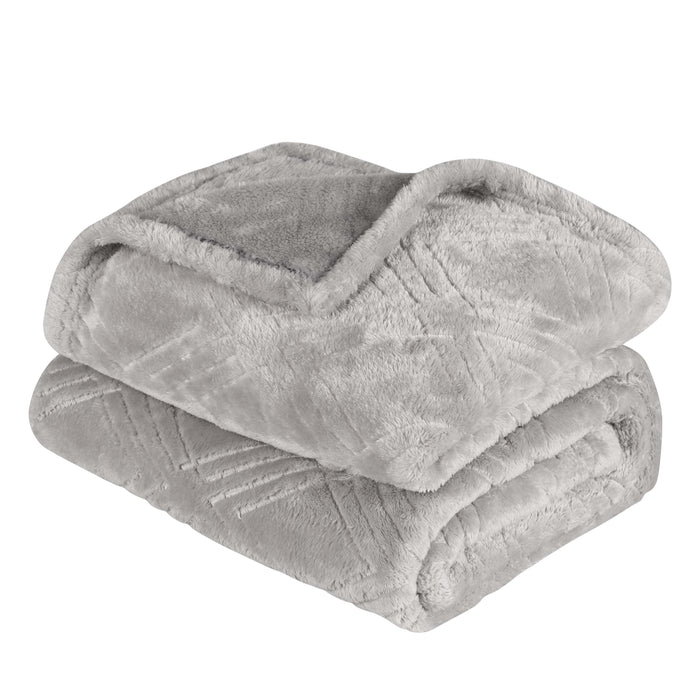 Alaska Diamond Plush Fleece Ultra-Soft Blanket