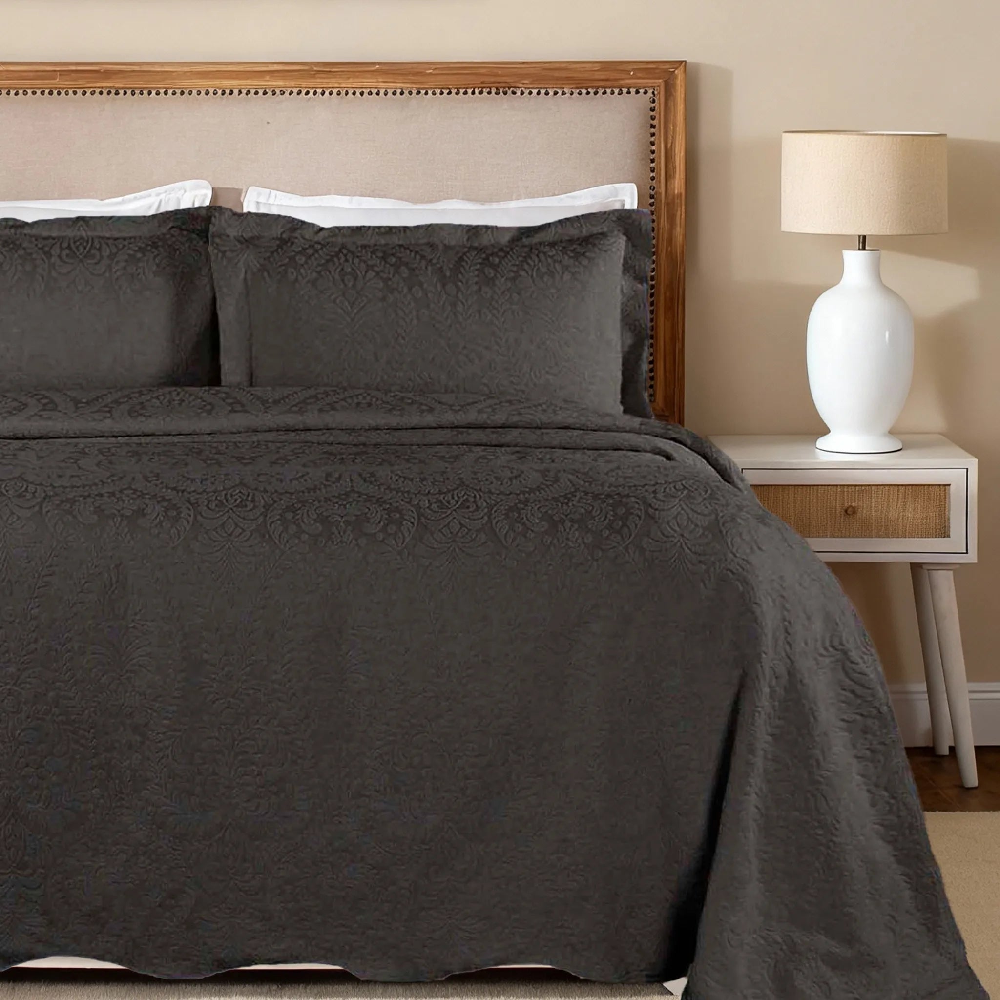 Aspen Cotton Blend Jacquard Woven Floral Scalloped Edges Bedspread Set