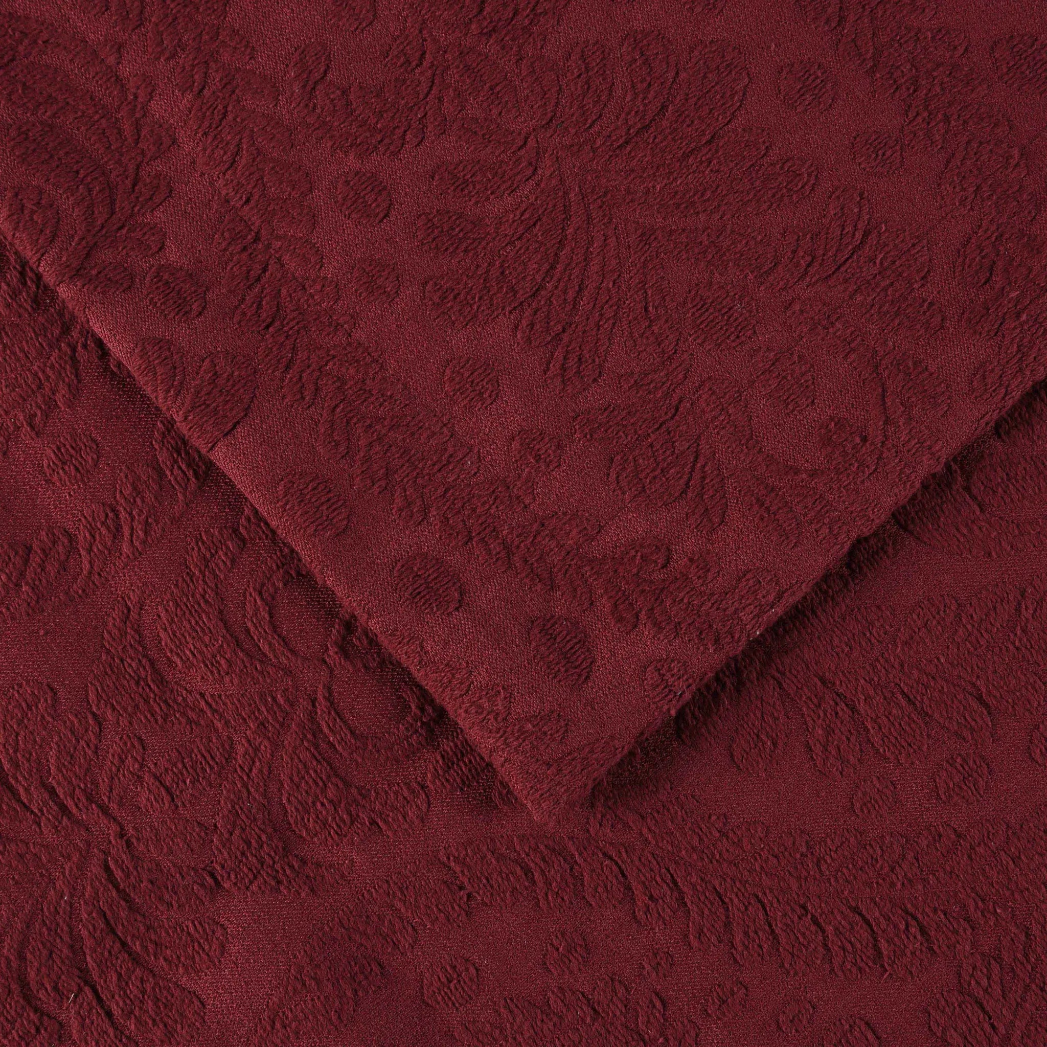 Aspen Cotton Blend Jacquard Woven Floral Scalloped Edges Bedspread Set