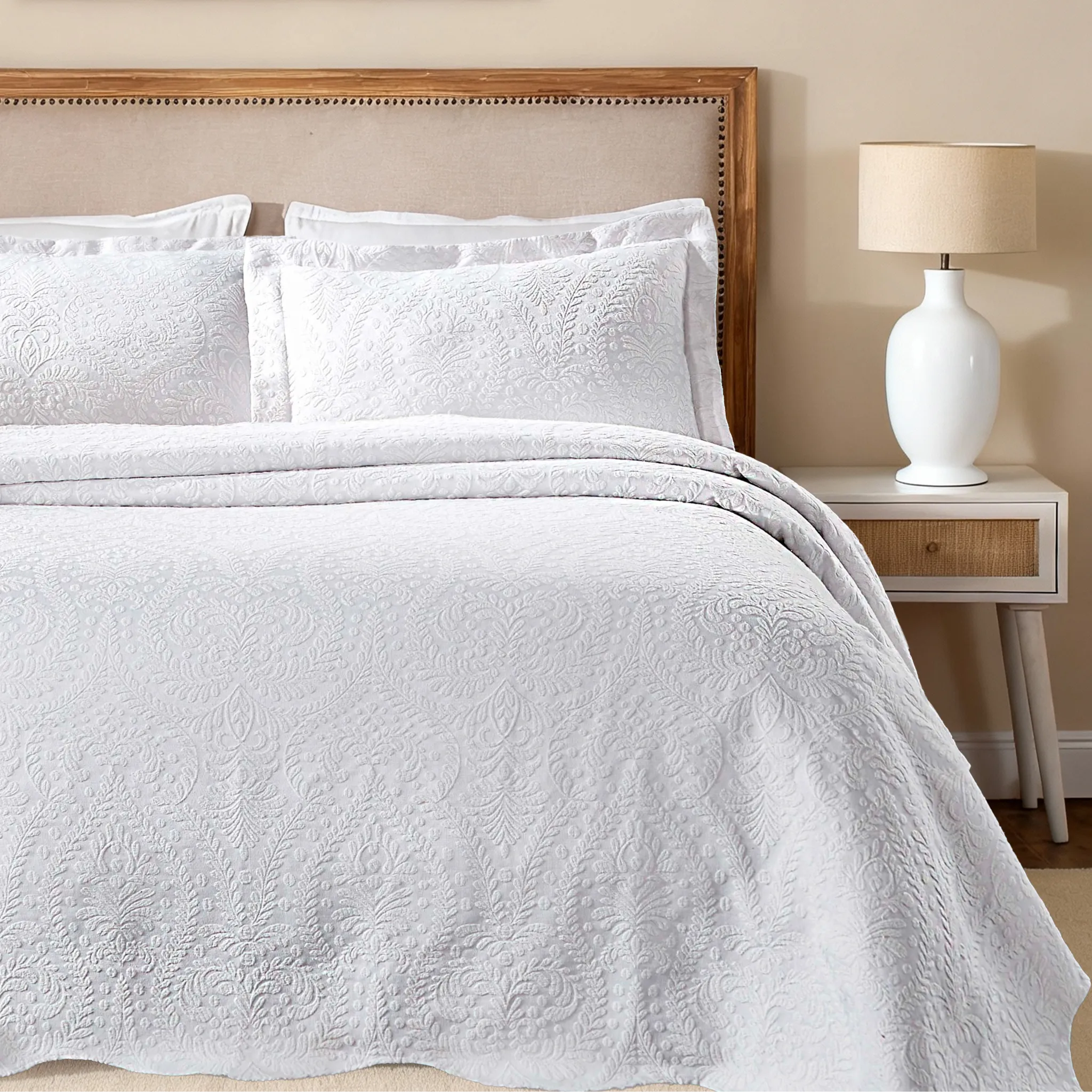 Aspen Cotton Blend Jacquard Woven Floral Scalloped Edges Bedspread Set